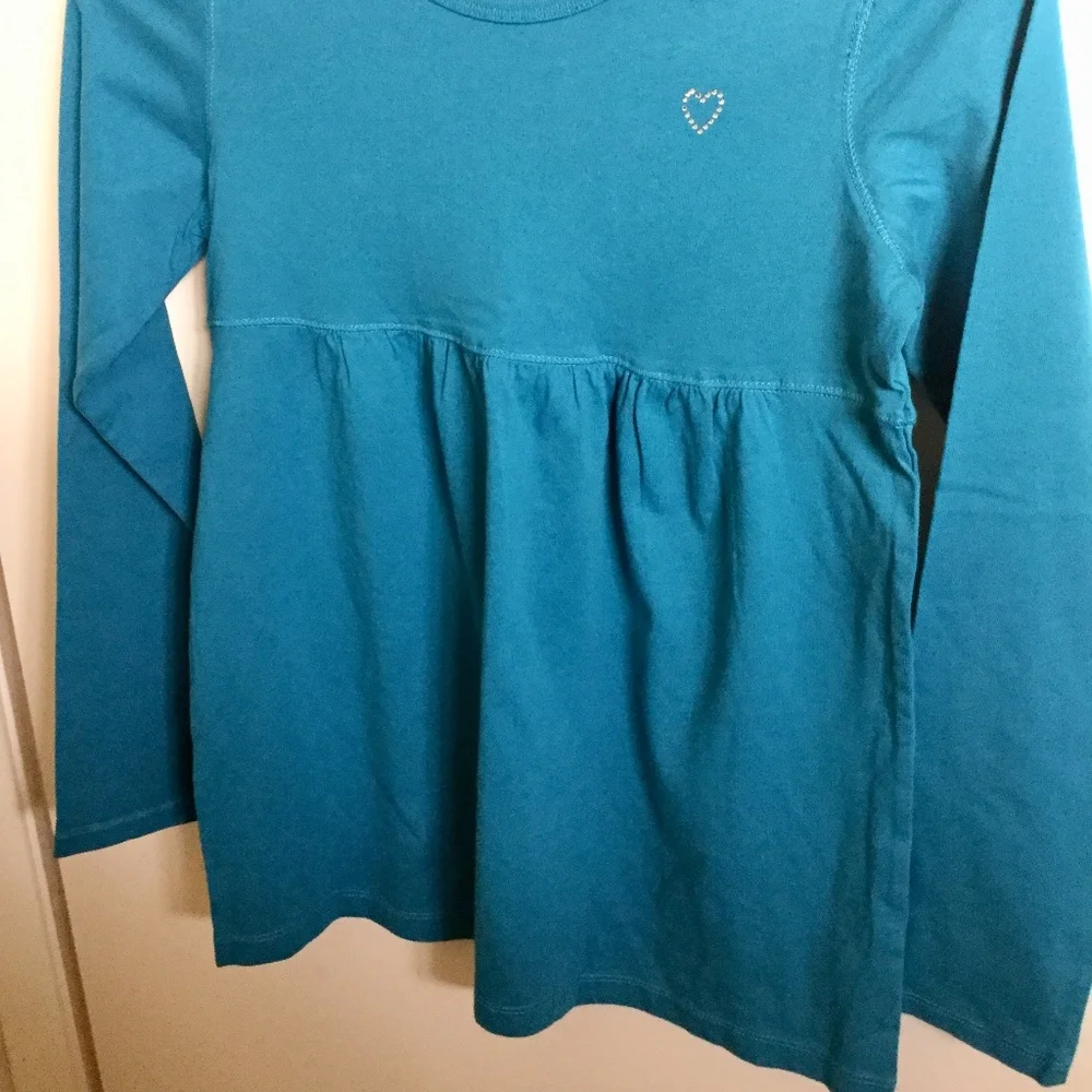girl's peplum top
